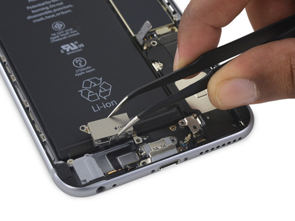 iPhone 6S Şarj Soketi Değişimi